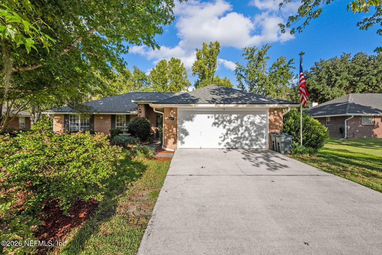 1277 MCGIRTS CREEK Drive E, Jacksonville, FL 32221