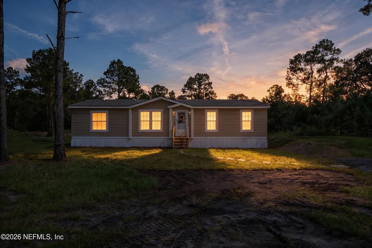 13121 NE 235TH Court, Raiford, FL 32083, Raiford, FL - photo 2