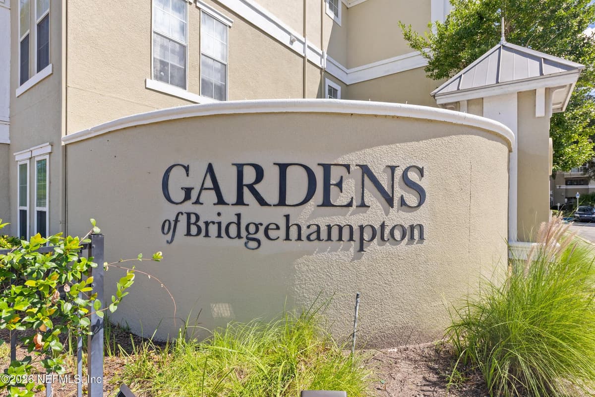 8290 GATE Parkway W 1014, Jacksonville, FL 32216, Jacksonville, FL - photo 2