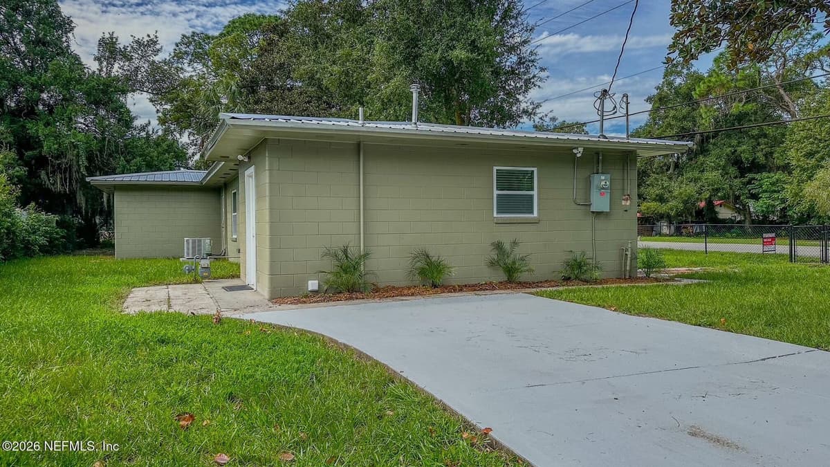 401 HUSSON Avenue, Palatka, FL 32177, Palatka, FL - photo 2