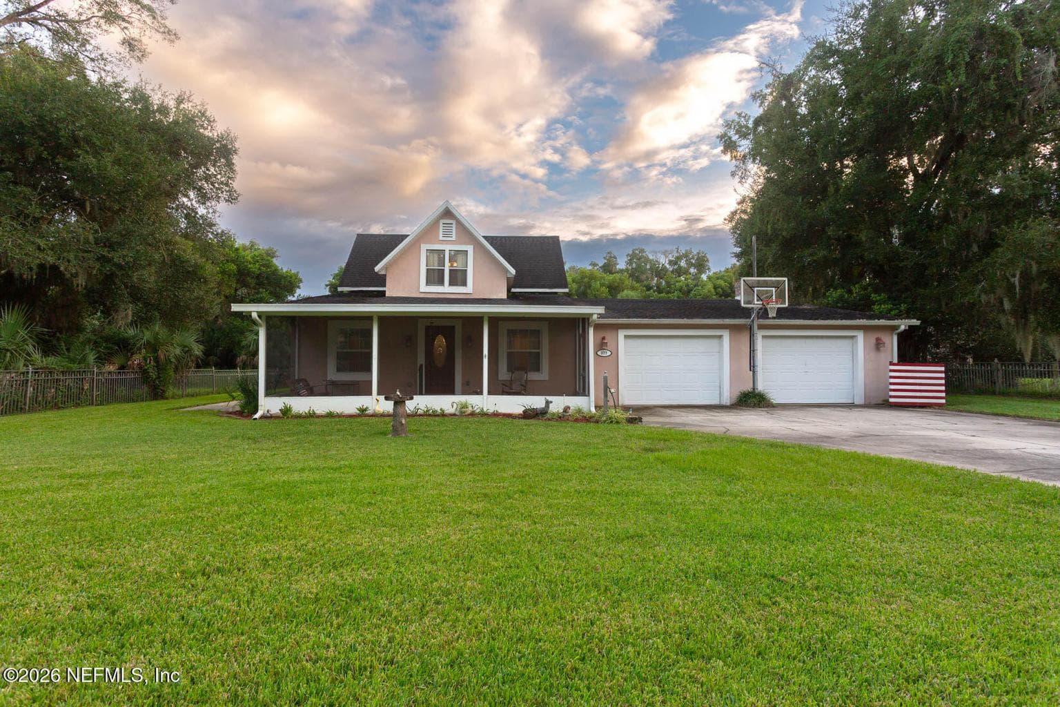 177 CENTRAL Avenue, San Mateo, FL 32187