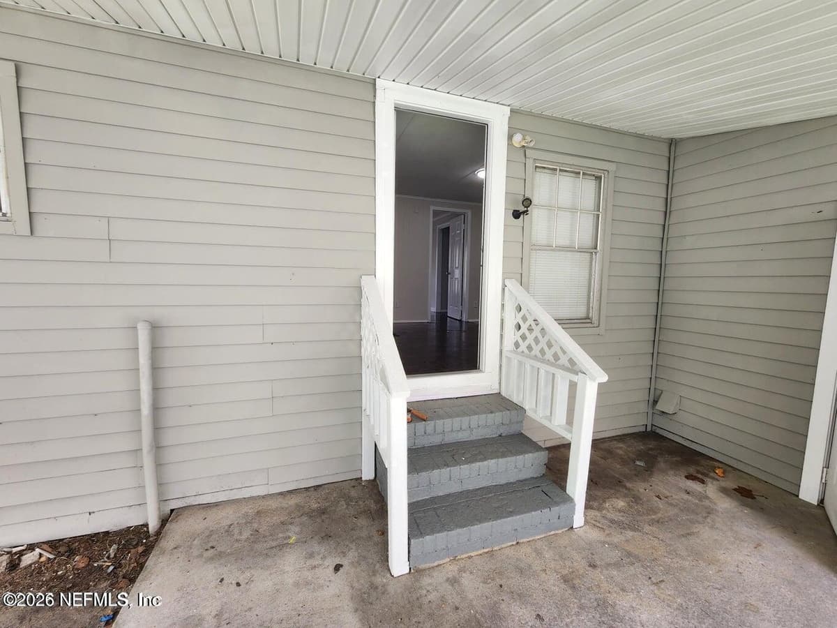 5827 AUGO Lane, Jacksonville, FL 32244, Jacksonville, FL - photo 3