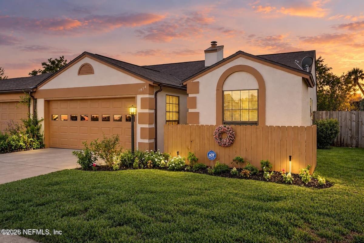 7814 FAWN BROOK Circle W, Jacksonville, FL 32256, Jacksonville, FL - photo 2
