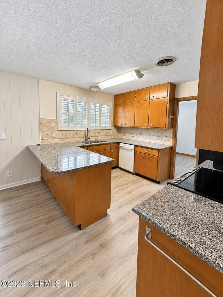 1834 MEMORY Lane, Jacksonville, FL 32210, Jacksonville, FL - photo 2