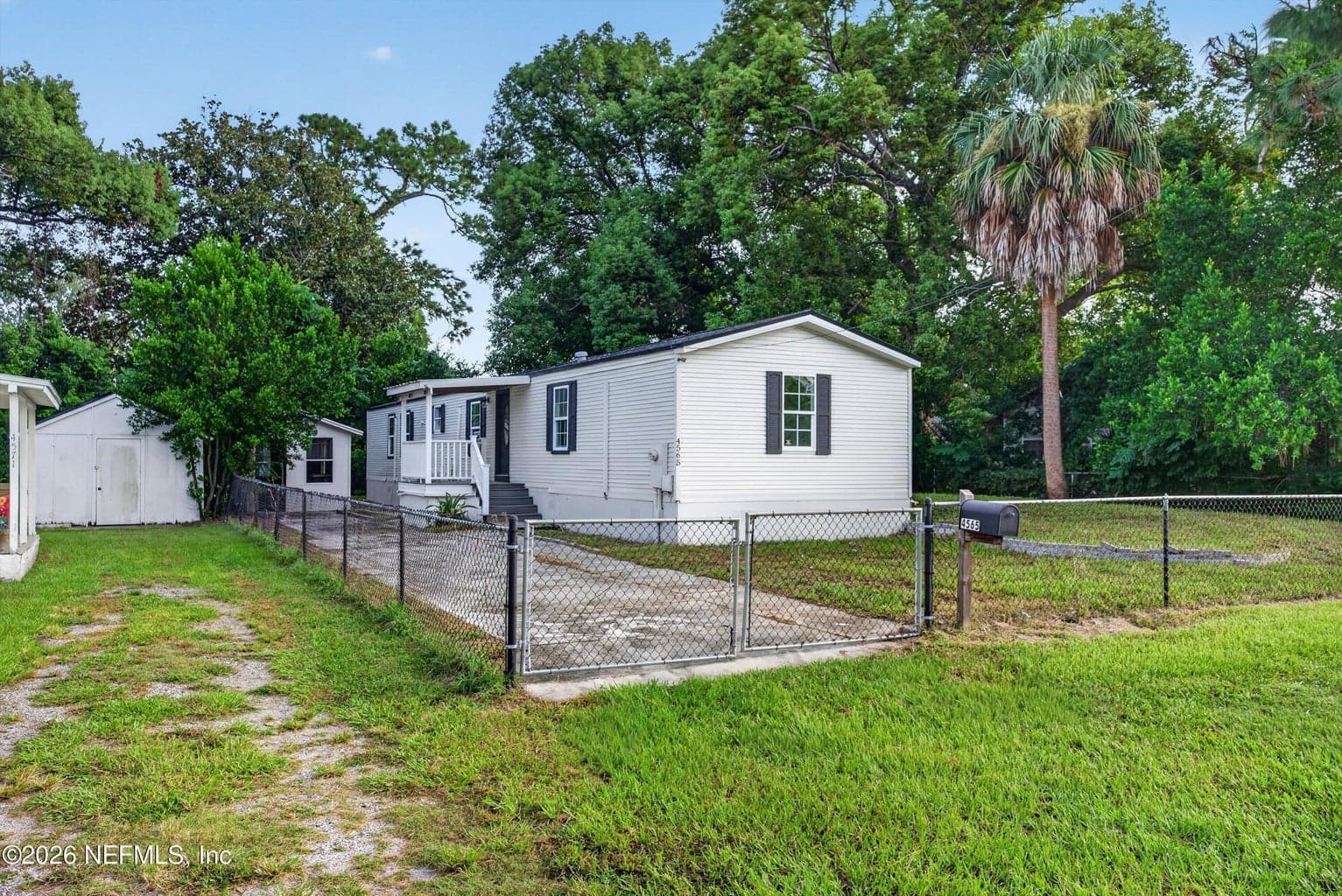 4565 APPLETON Avenue, Jacksonville, FL 32210