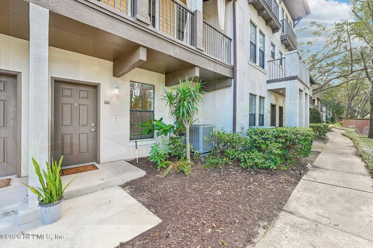 9823 TAPESTRY PARK Circle 204, Jacksonville, FL 32246, Jacksonville, FL - photo 3