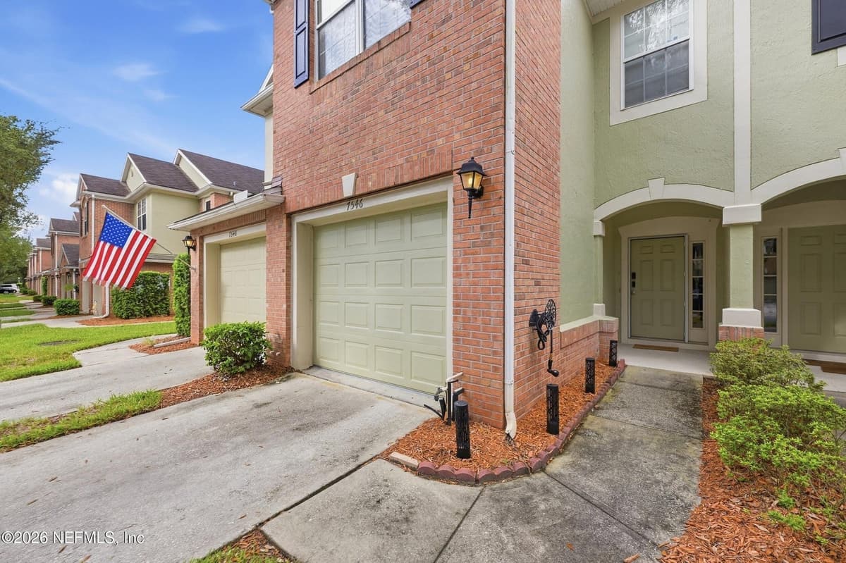 7546 SCARLET IBIS Lane, Jacksonville, FL 32256, Jacksonville, FL - photo 2