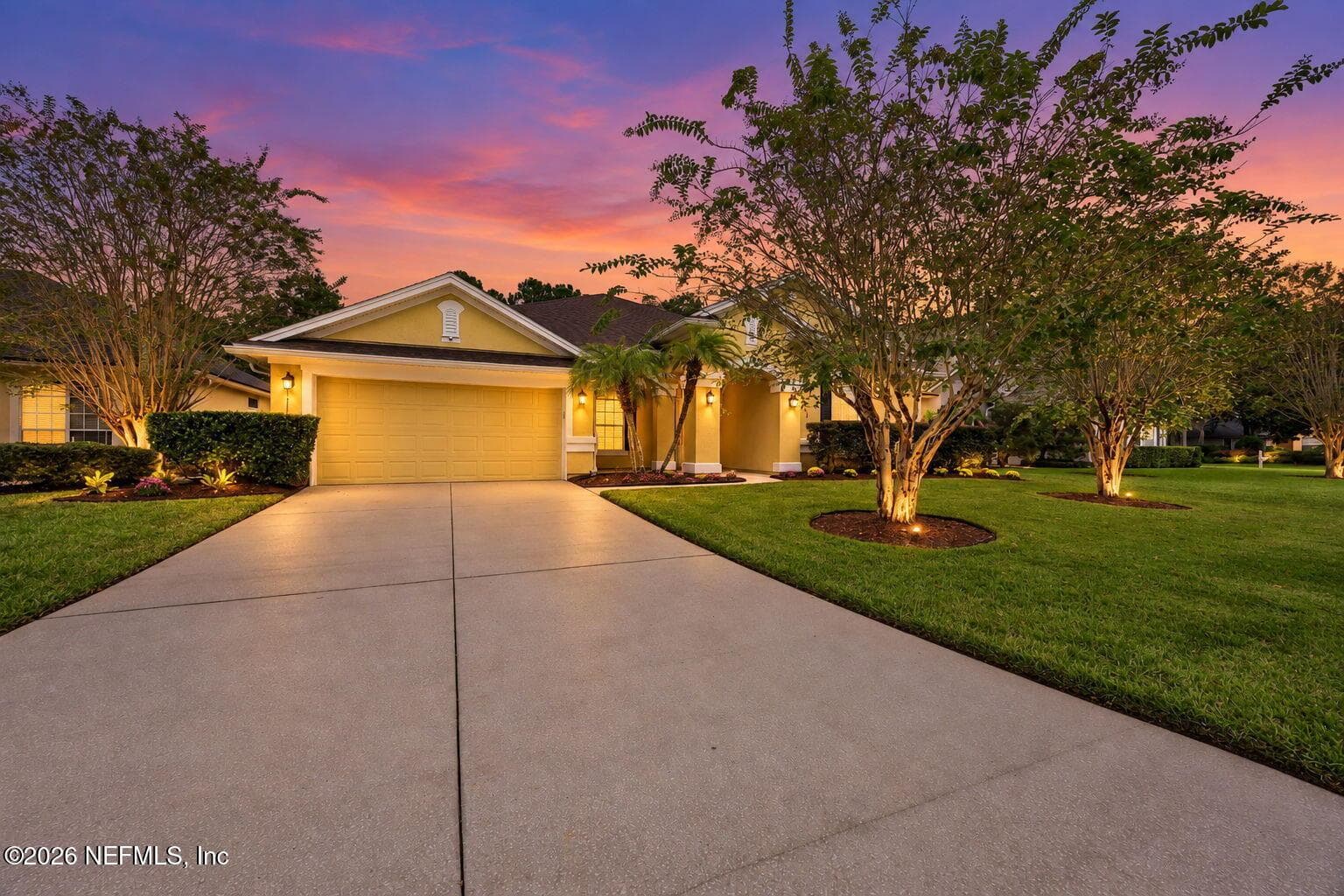 1205 LOCH TANNA Loop, St. Johns, FL 32259