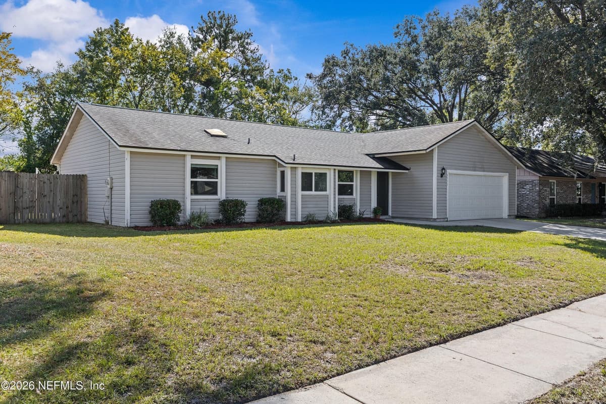 8573 BLACKBERRY Lane E, Jacksonville, FL 32244, Jacksonville, FL - photo 3