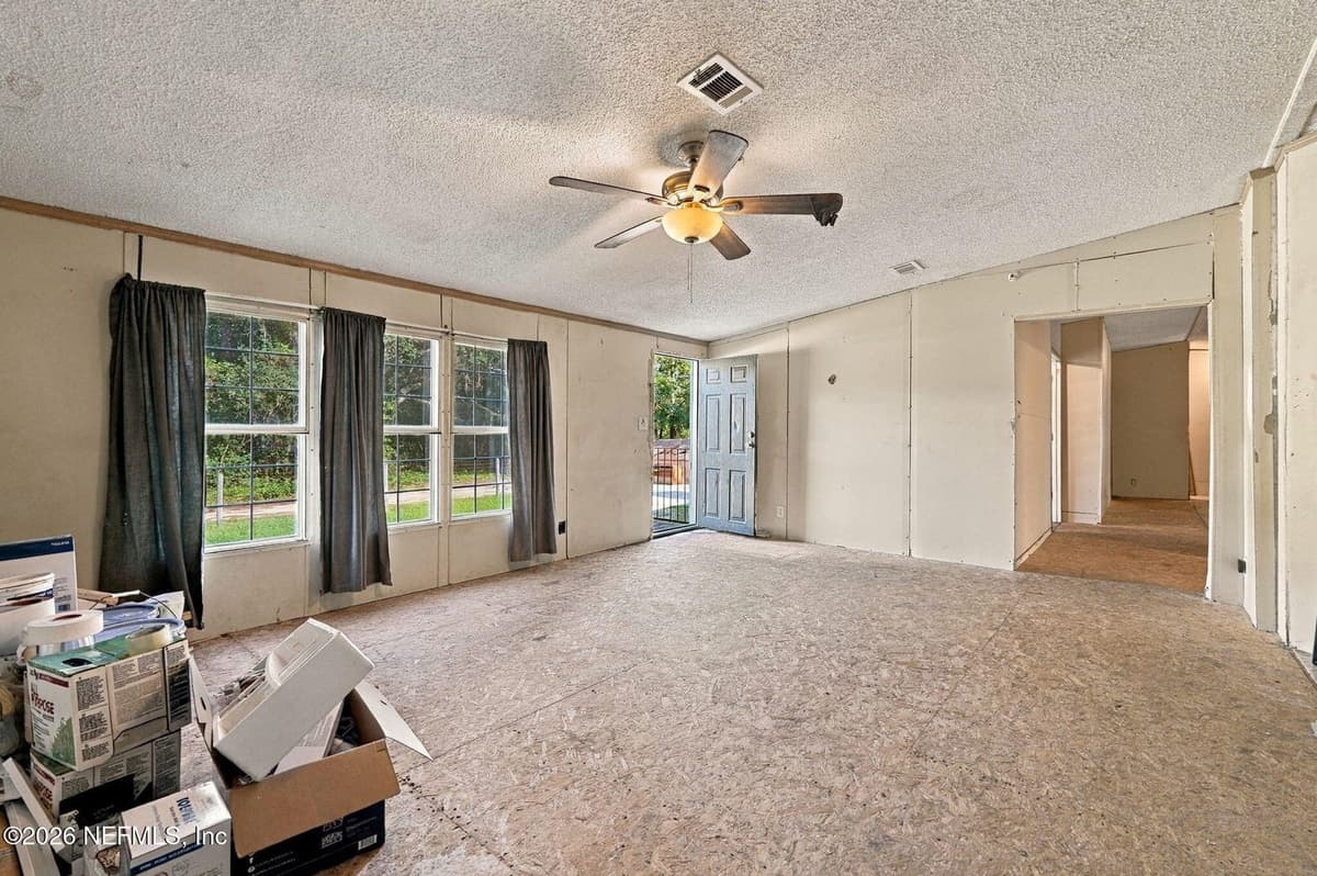 254 7TH Avenue SE, Interlachen, FL 32148, Interlachen, FL - photo 3