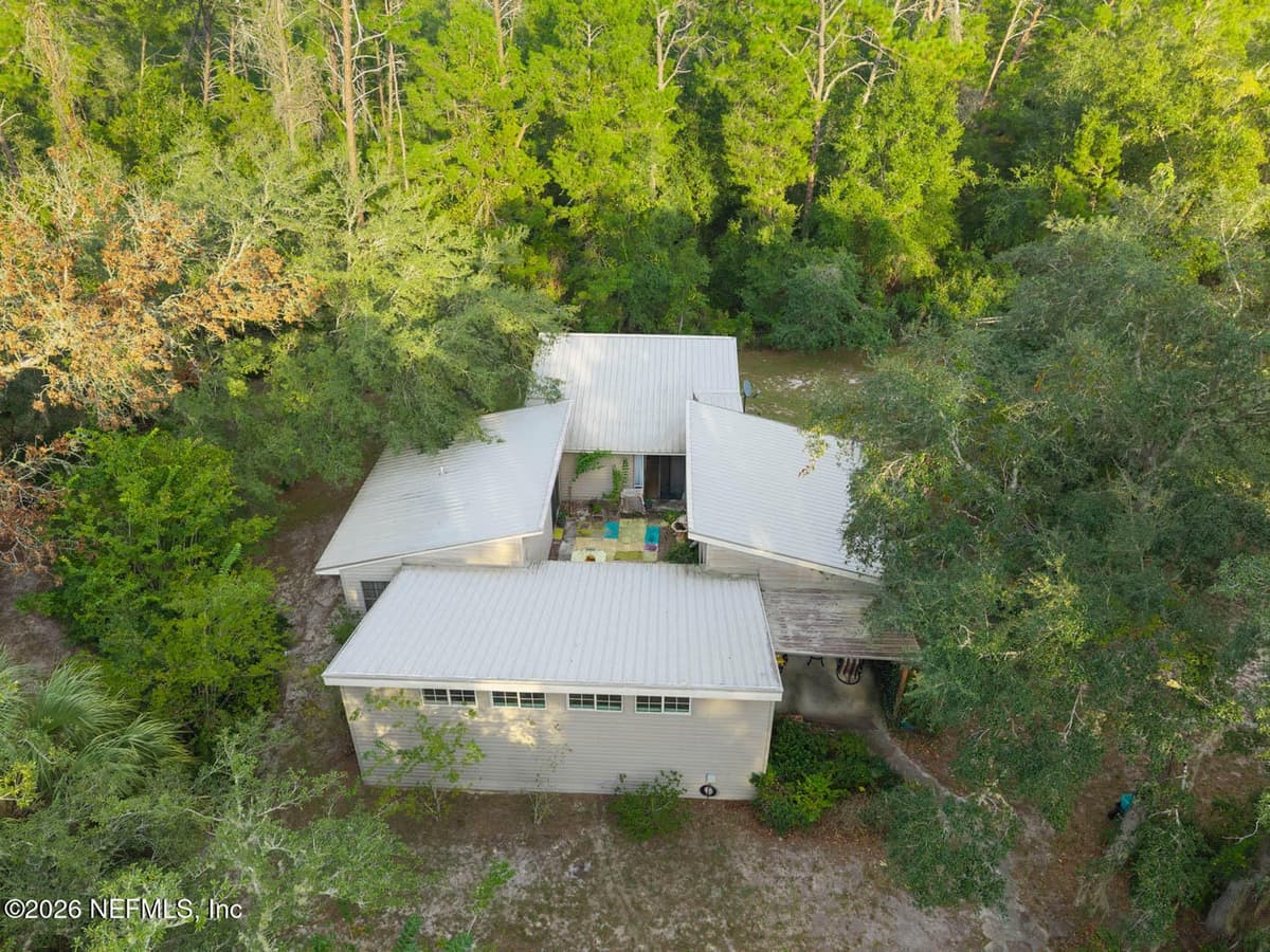 112 PENNSYLVANIA AVE Avenue, Satsuma, FL 32189, Satsuma, FL - photo 2