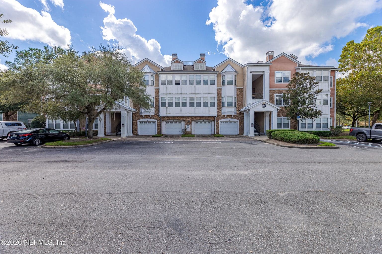 8550 TOUCHTON Road 221, Jacksonville, FL 32216