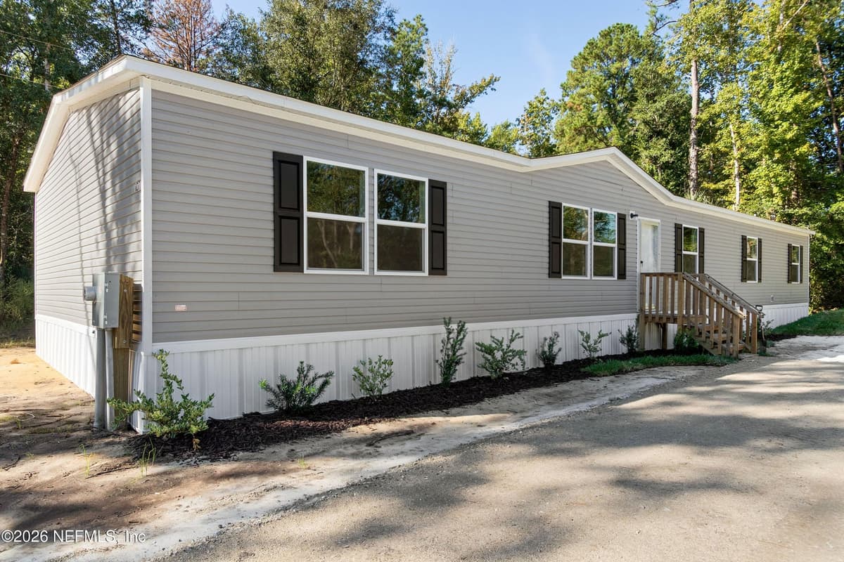 127 EAST Street, Palatka, FL 32177, Palatka, FL - photo 2