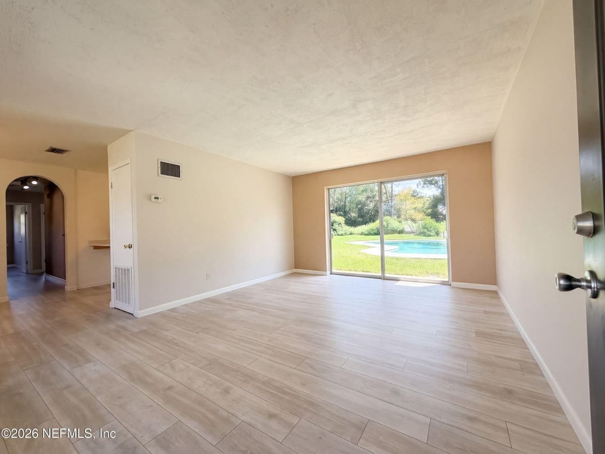 1737 HAWAII Drive E, Jacksonville, FL 32246, Jacksonville, FL - photo 3