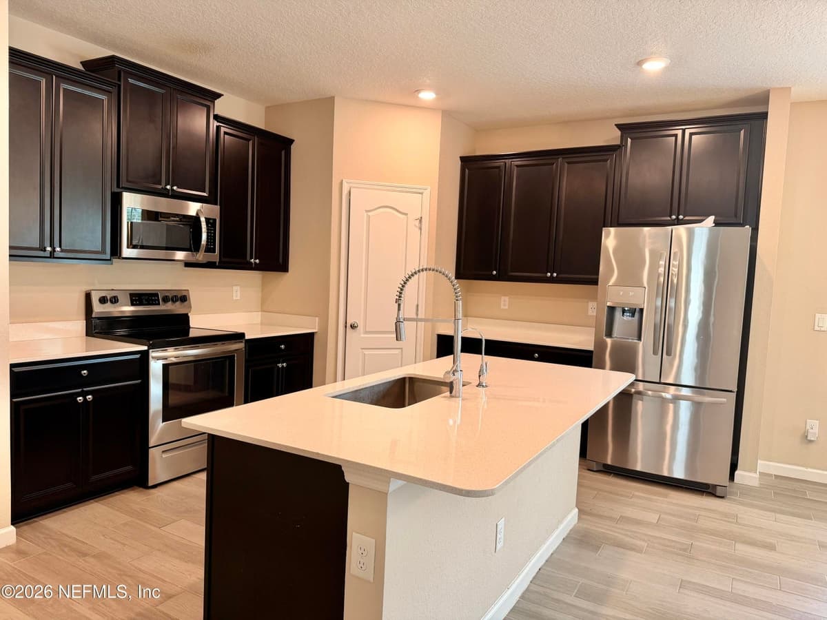 10153 ROMAN Lane, Jacksonville, FL 32218, Jacksonville, FL - photo 3