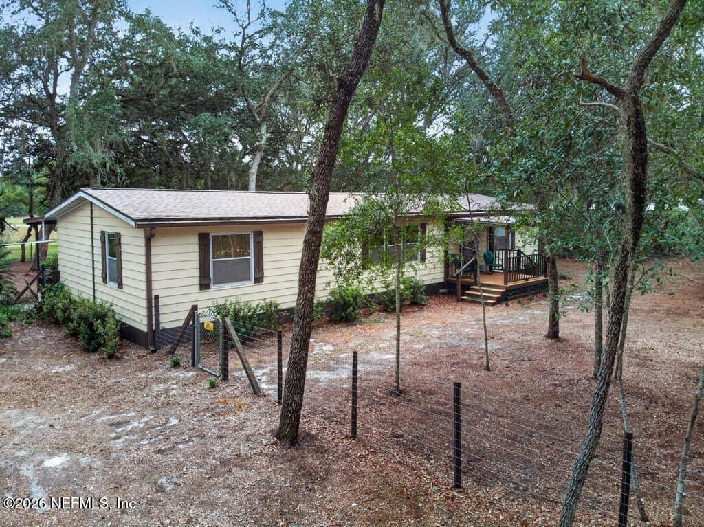 115 HOLLY Street, Interlachen, FL 32148, Interlachen, FL - photo 2