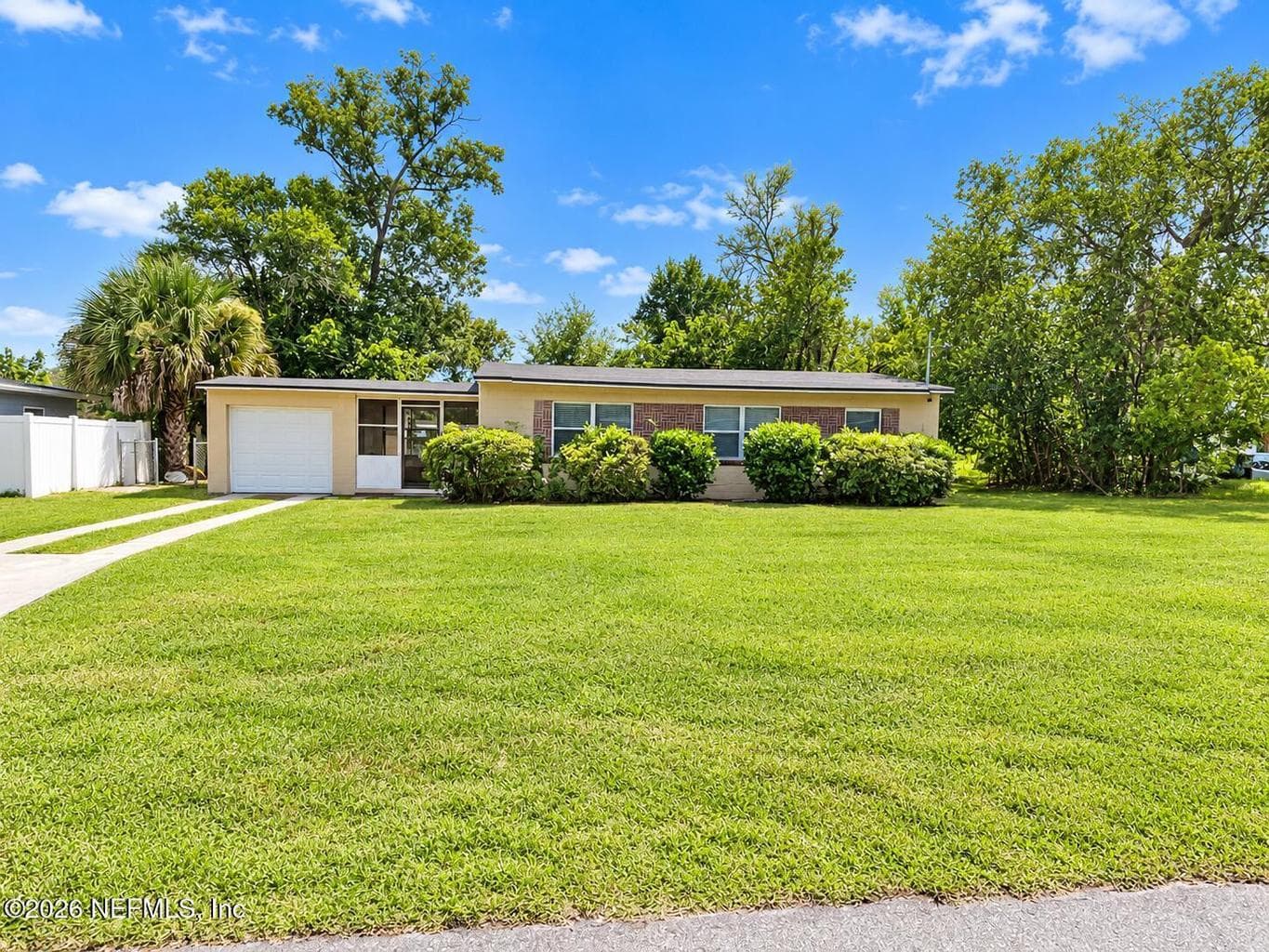 7909 CAXTON Circle W, Jacksonville, FL 32208