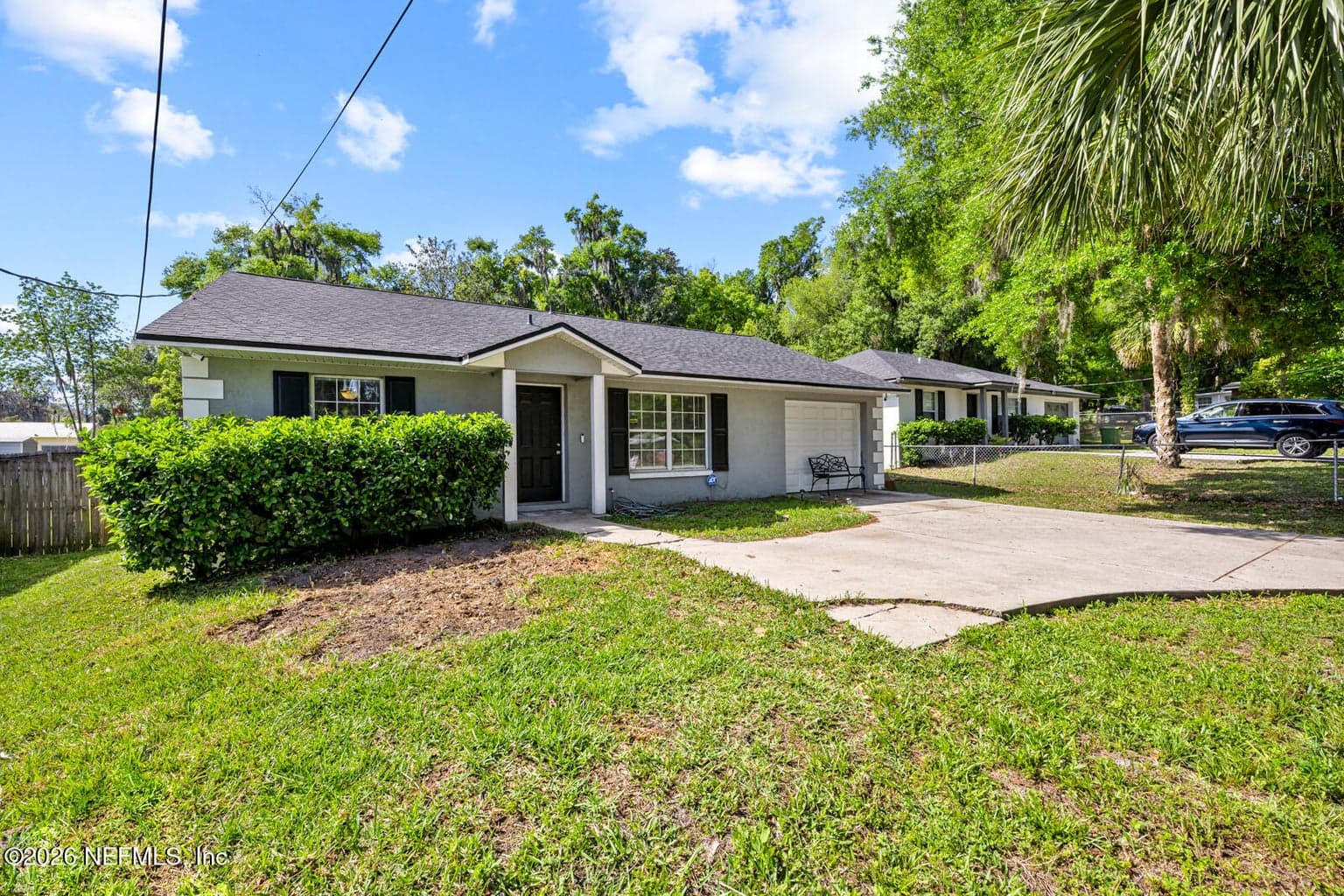 2005 ST JOHNS Avenue, Palatka, FL 32177