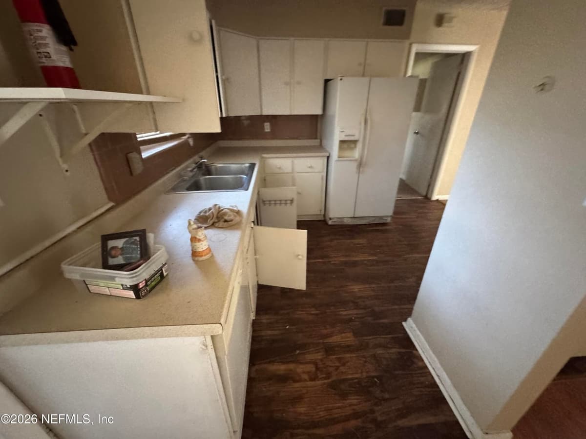 8045 DELAROCHE Drive, Jacksonville, FL 32210, Jacksonville, FL - photo 3