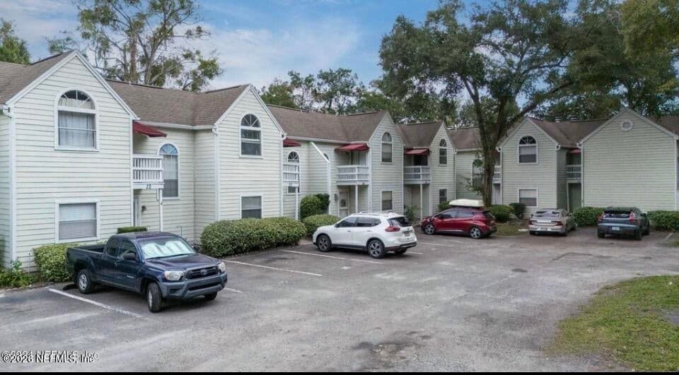 2300 TWELVE OAKS Drive J-4, Orange Park, FL 32065, Orange Park, FL - photo 2