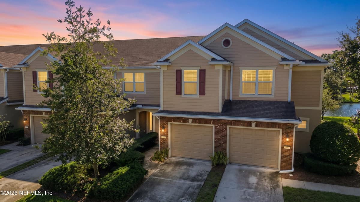 6910 ROUNDLEAF Drive, Jacksonville, FL 32258, Jacksonville, FL - photo 2