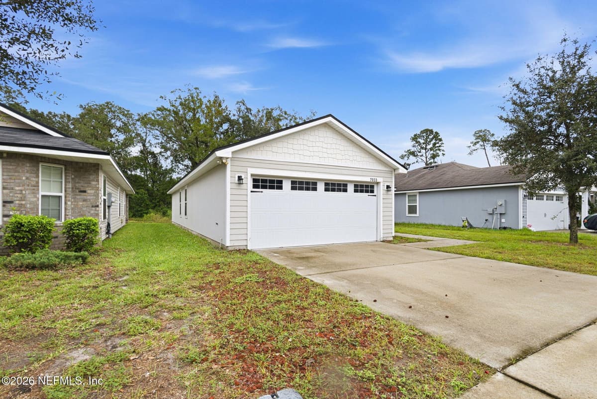 7033 CAMFIELD LANDING Drive, Jacksonville, FL 32222, Jacksonville, FL - photo 2
