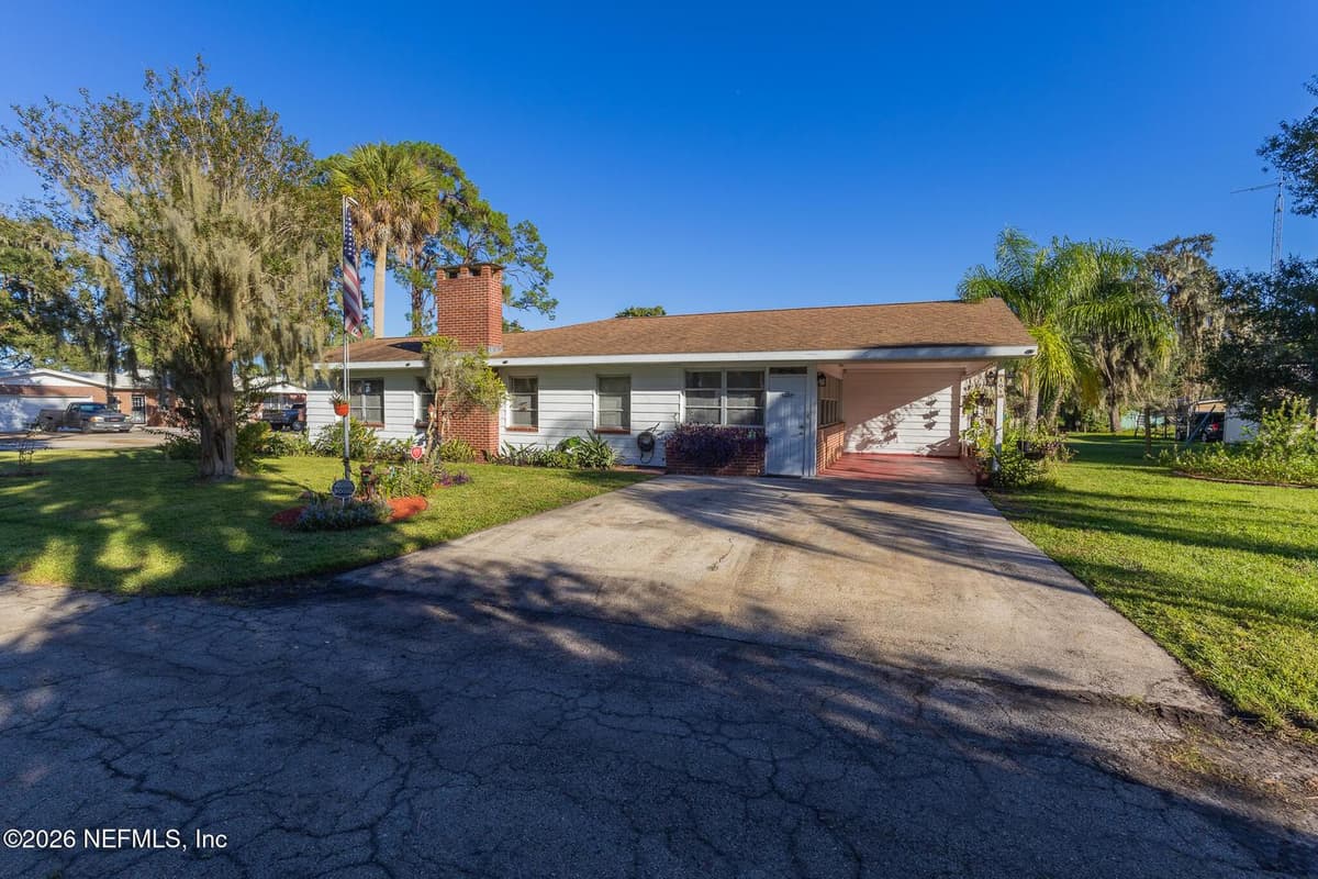 105 PARADISE Circle, Crescent City, FL 32112, Crescent City, FL - photo 2
