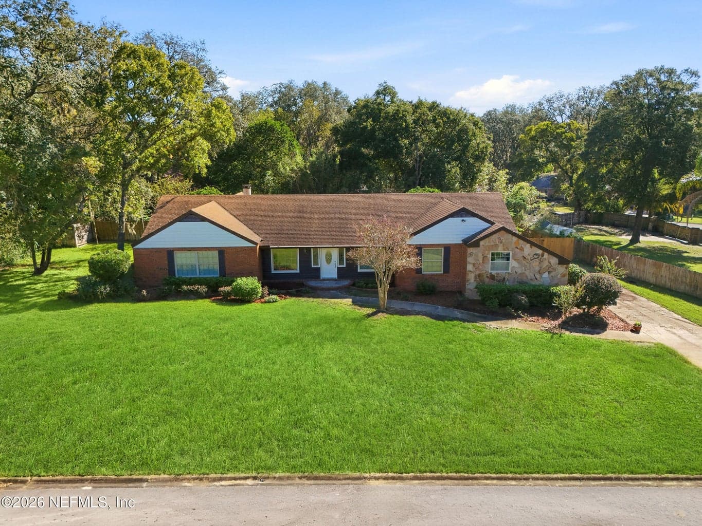 6311 WHISPERING OAKS Drive W, Jacksonville, FL 32277
