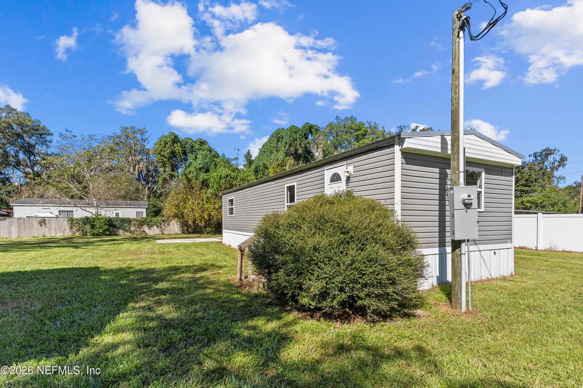10066 S FLORIDA Avenue, Hampton, FL 32044, Hampton, FL - photo 2