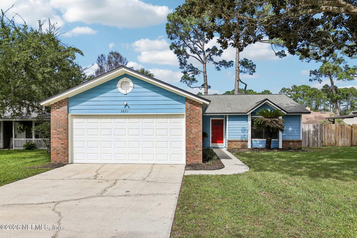 3651 LUMBERJACK Circle N, Jacksonville, FL 32223, Jacksonville, FL - photo 2