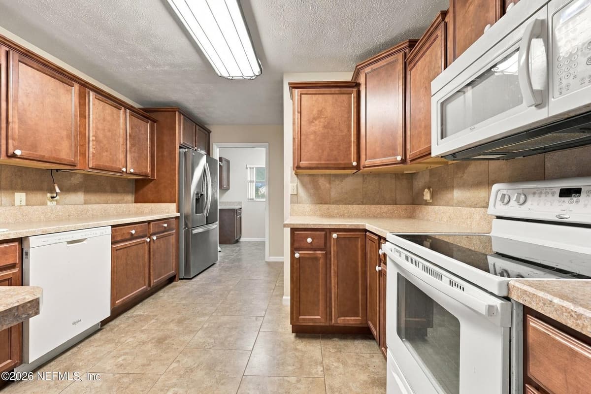 5504 SABENA Road, Jacksonville, FL 32207, Jacksonville, FL - photo 3