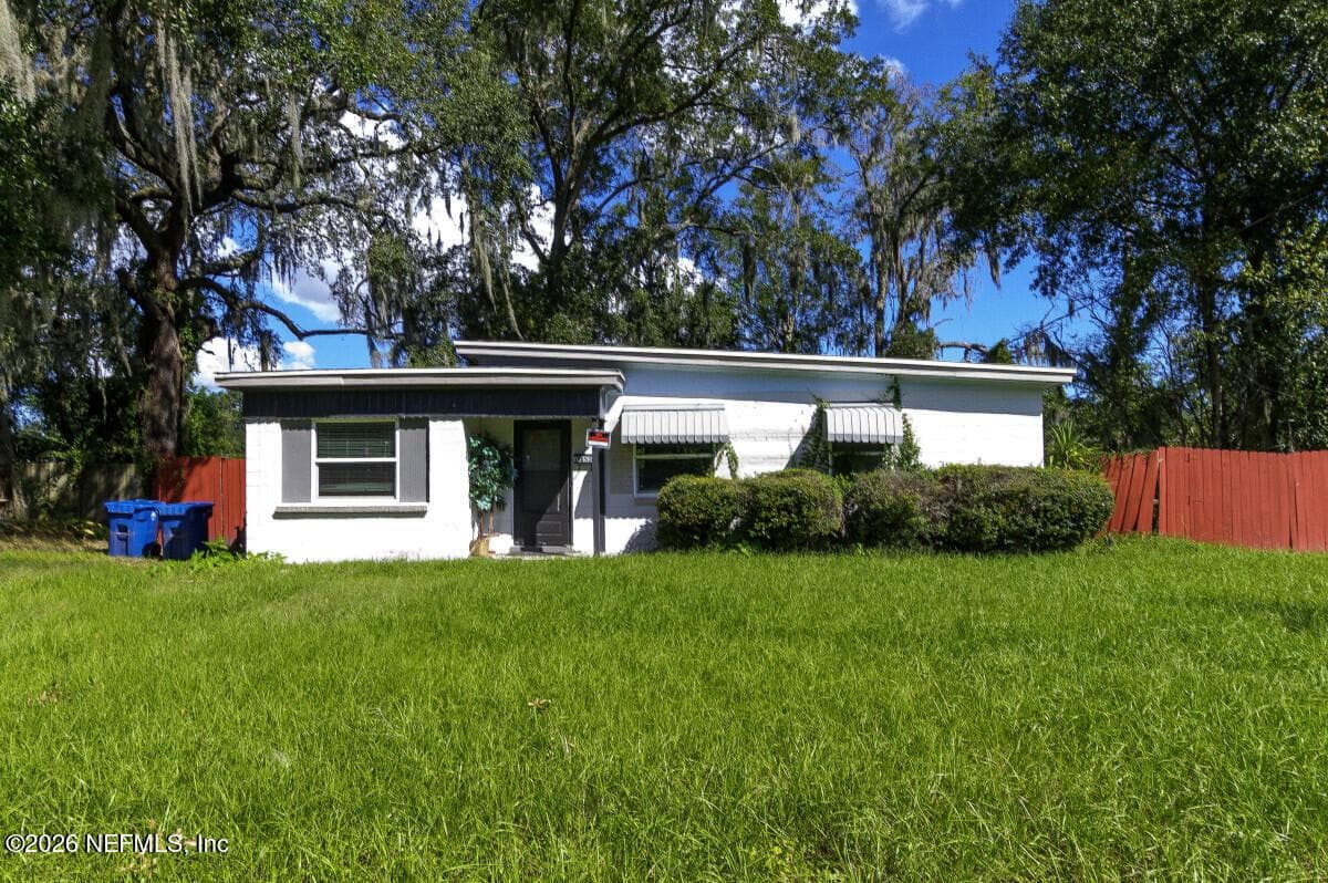 10559 LOYOLA Drive N, Jacksonville, FL 32218