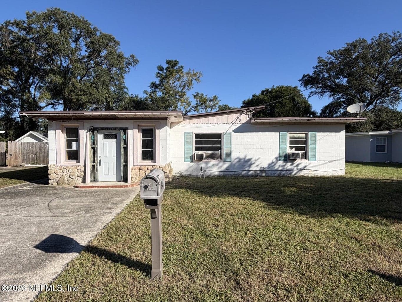 9813 BUNCOME Road, Jacksonville, FL 32246